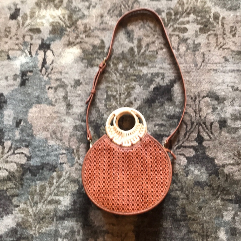 Anthropologie Purse! Comes with removable strap!